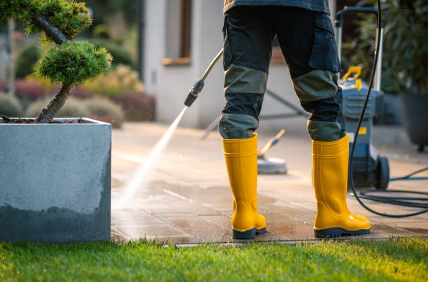 Why Choose Our Certified Pressure Washing Experts for Your Project Needs in Castle Hills, TX?